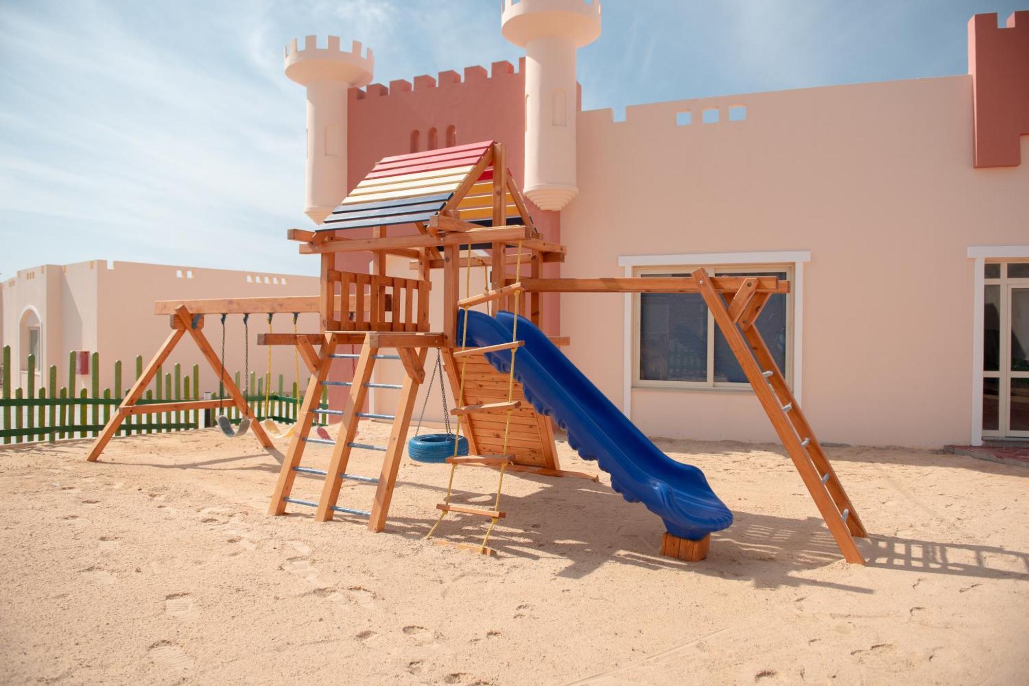 Oyster Bay Beach Resort Abu Dabab Extérieur photo