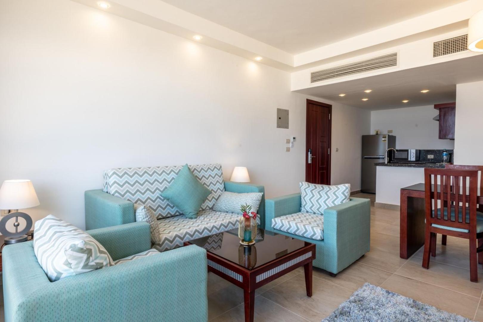Oyster Bay Beach Resort Abu Dabab Extérieur photo