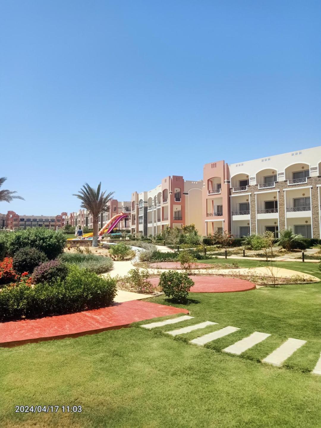 Oyster Bay Beach Resort Abu Dabab Extérieur photo