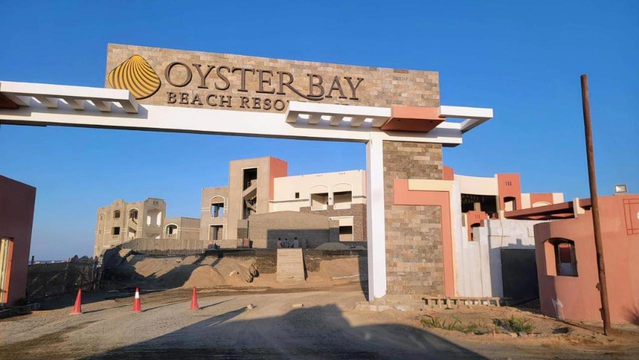 Oyster Bay Beach Resort Abu Dabab Extérieur photo