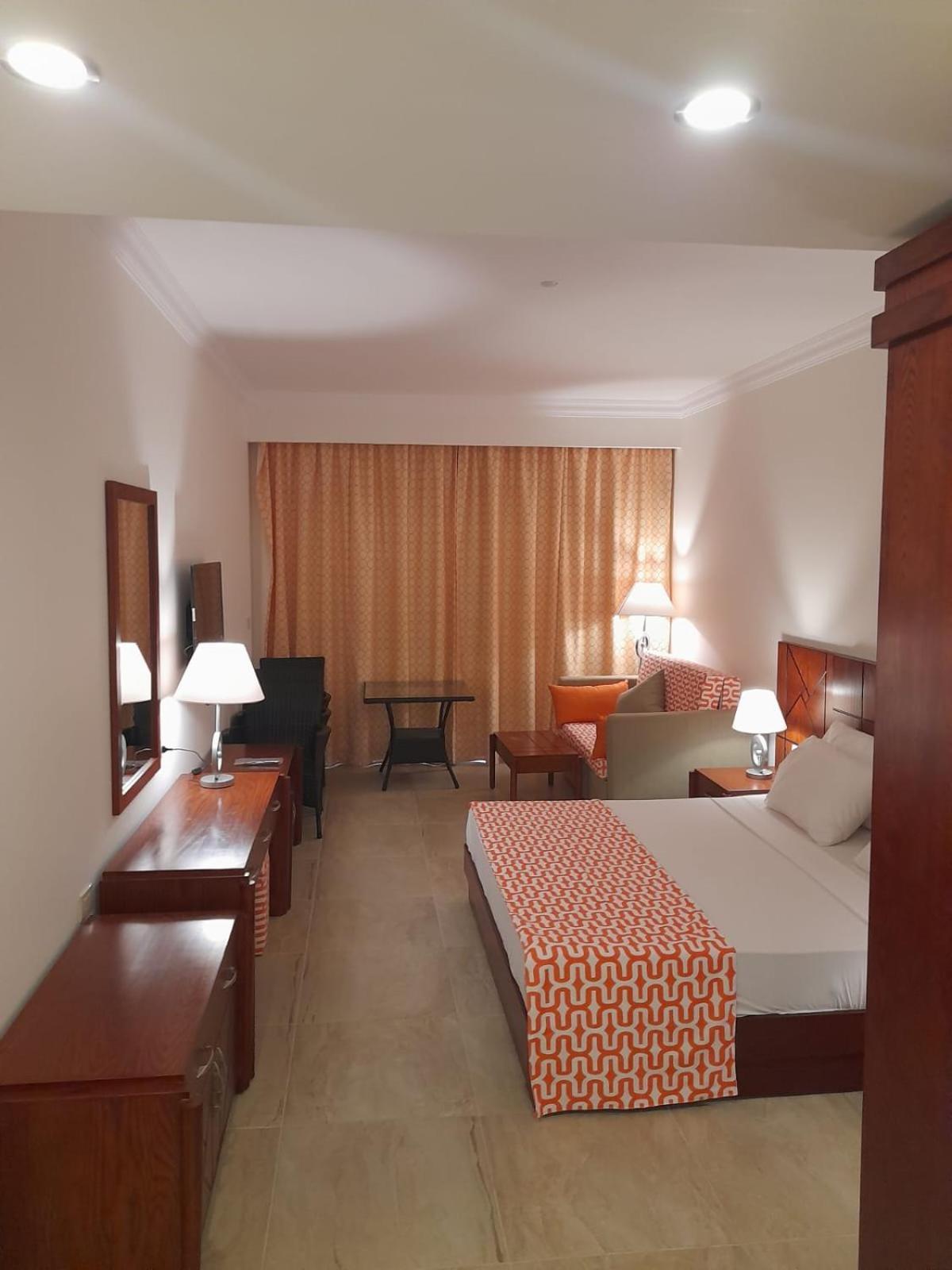 Oyster Bay Beach Resort Abu Dabab Extérieur photo