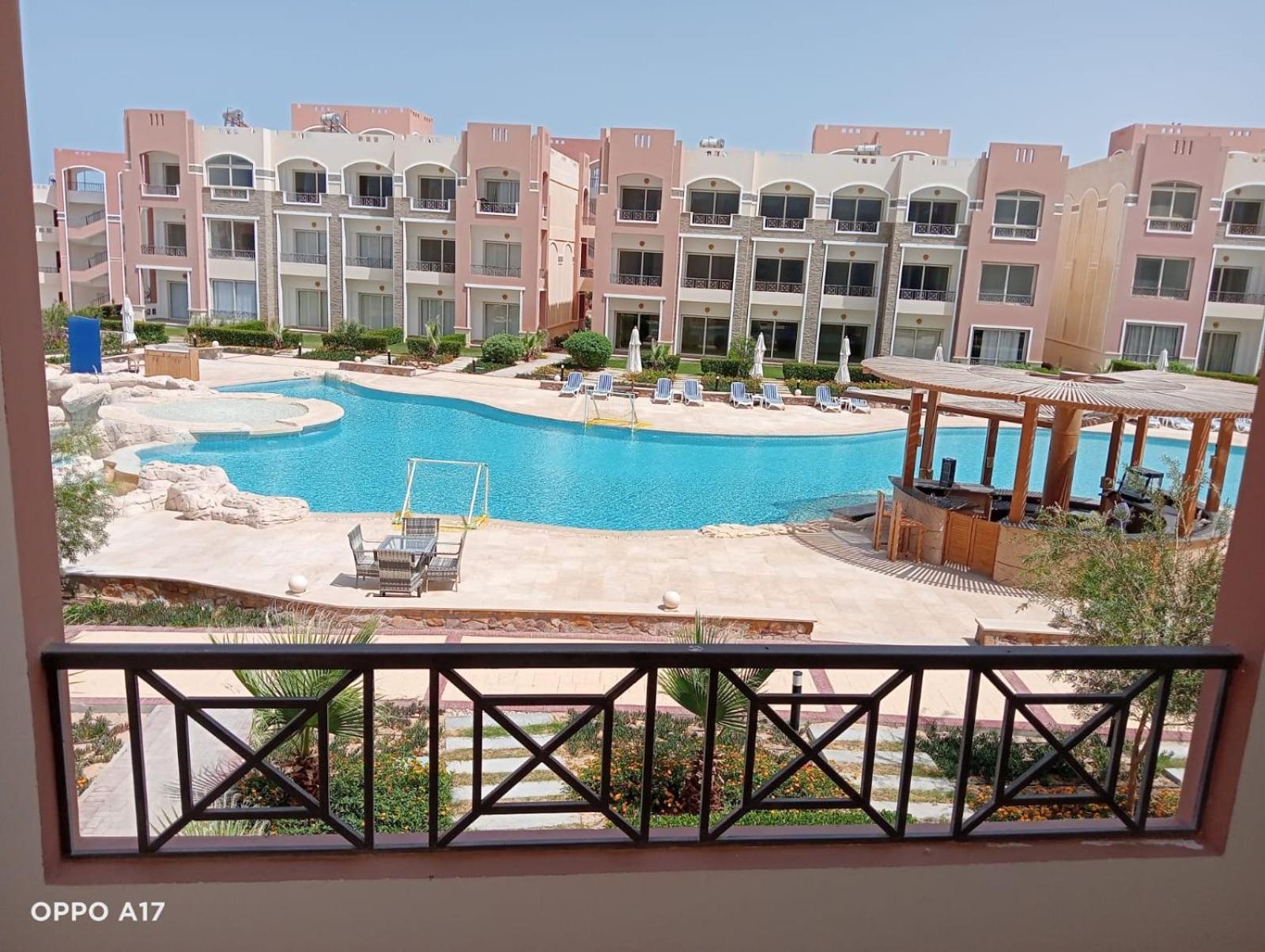 Oyster Bay Beach Resort Abu Dabab Extérieur photo